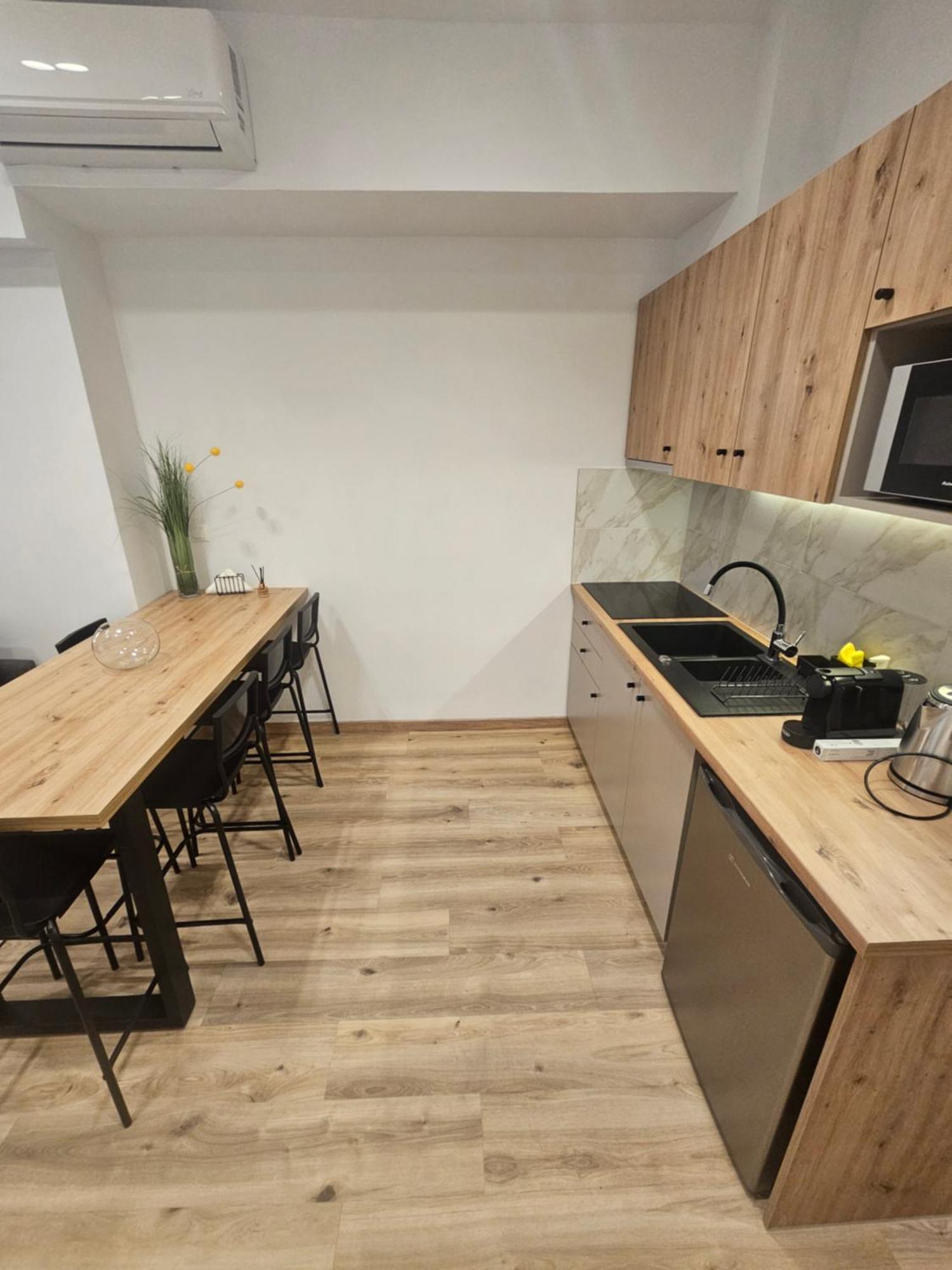 Sun Marco Apartments In Афины Экстерьер фото