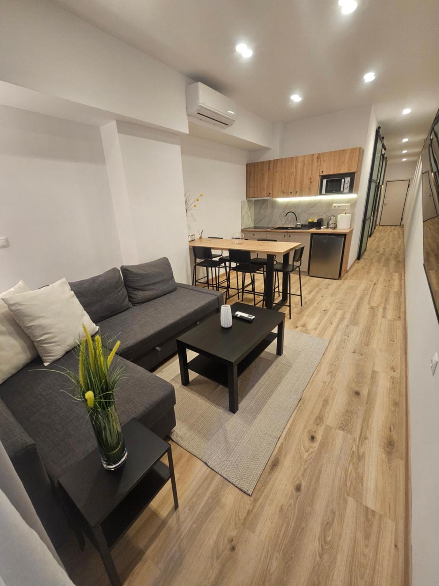 Sun Marco Apartments In Афины Экстерьер фото